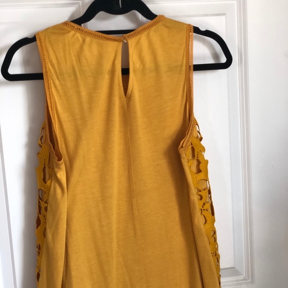LOFT golden yellow sleeveless top - Picture 3 of 3